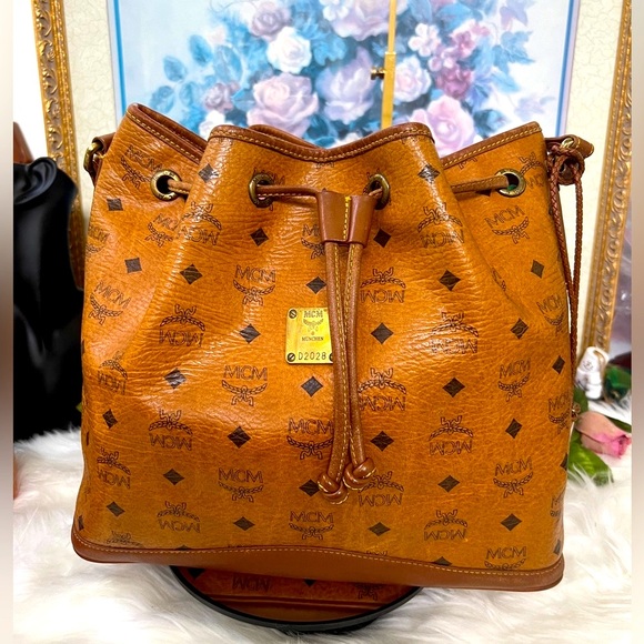 MCM Visetos Bucket Bag - Picture 1 of 14